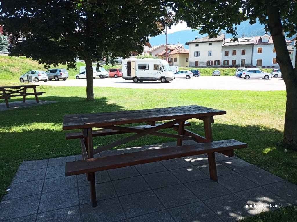 (38027) Malè - 18 Viale 4 Novembre — foto 2