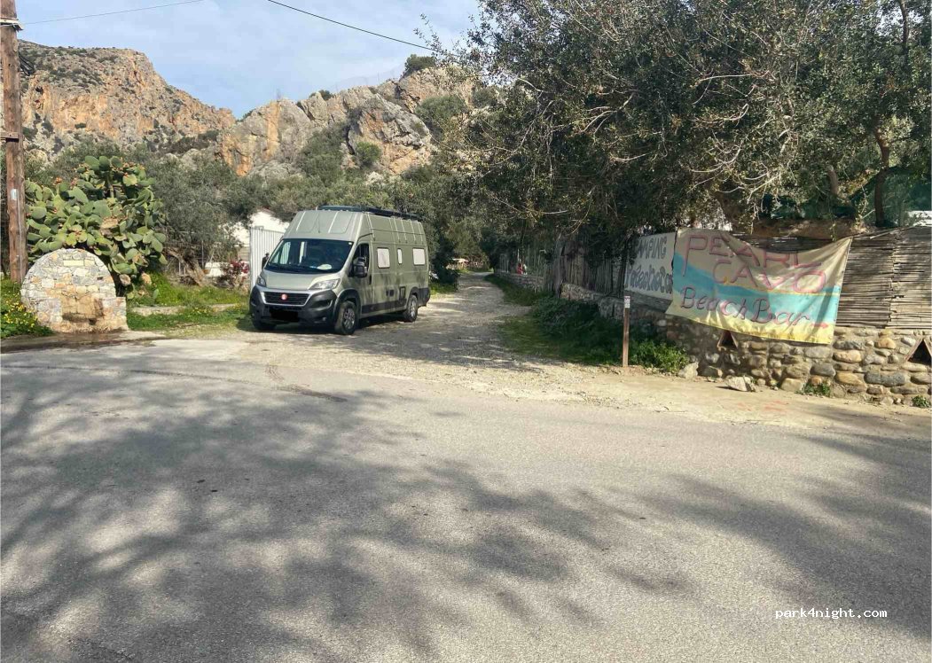 (730 01) Paleochora - Unnamed Road — foto 2
