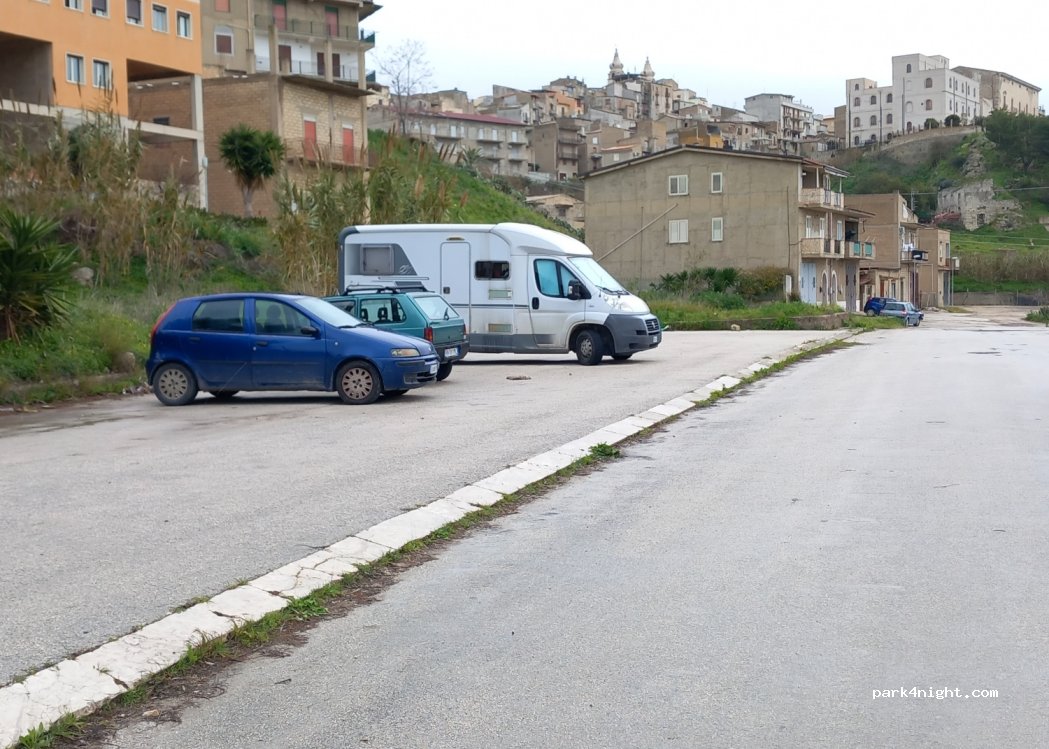 (92020) Palma di Montechiaro - 77 Via C. Marx — foto