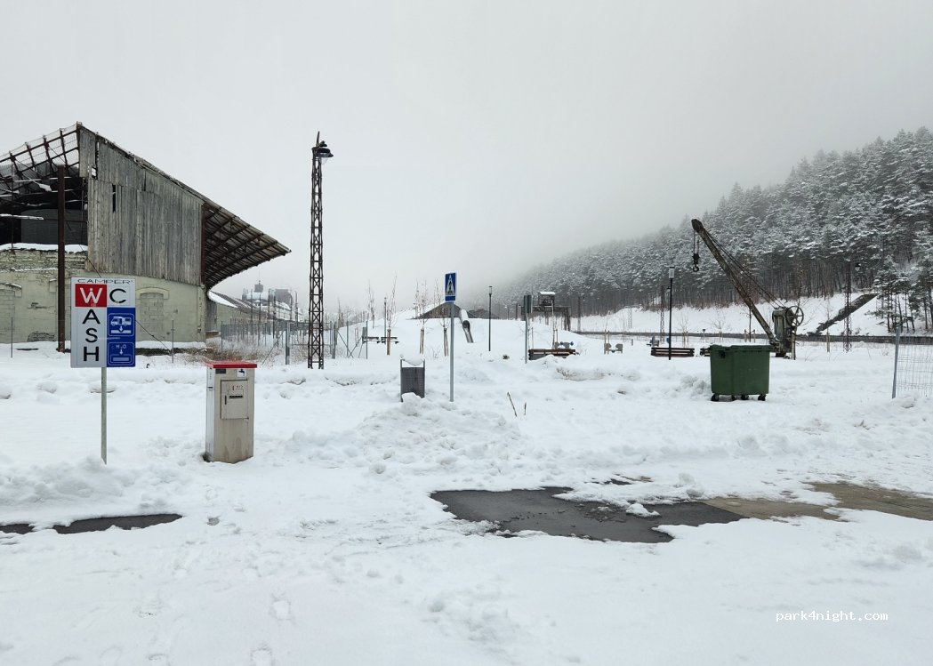 Área de autocaravanas de Canfranc Estación — foto 4