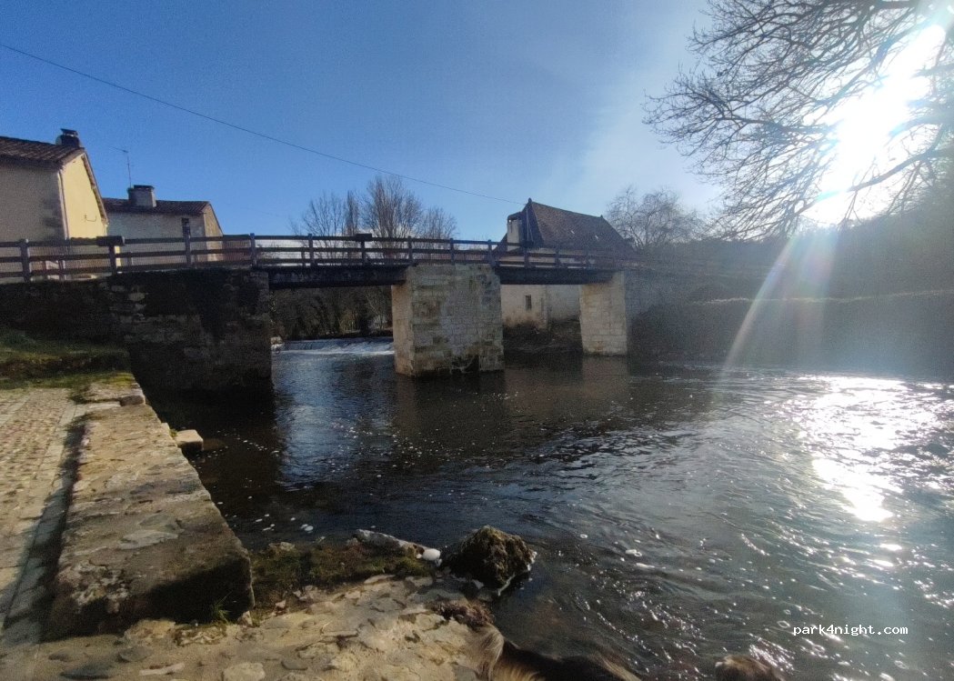 (24330) Bassillac et Auberoche - 40 Rue de Maleffe — foto 3