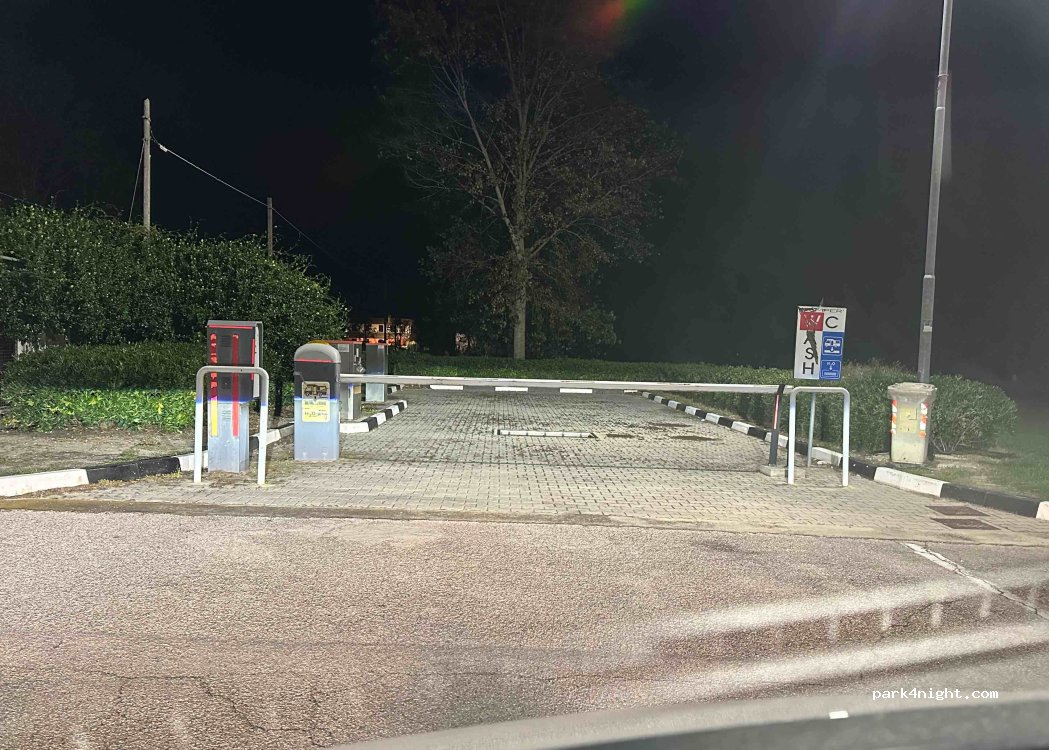 (44029) Comacchio - Via Romea — foto
