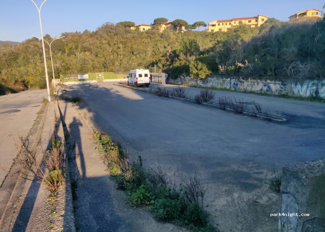 (57016) Castiglioncello - 20 Via Arno — foto