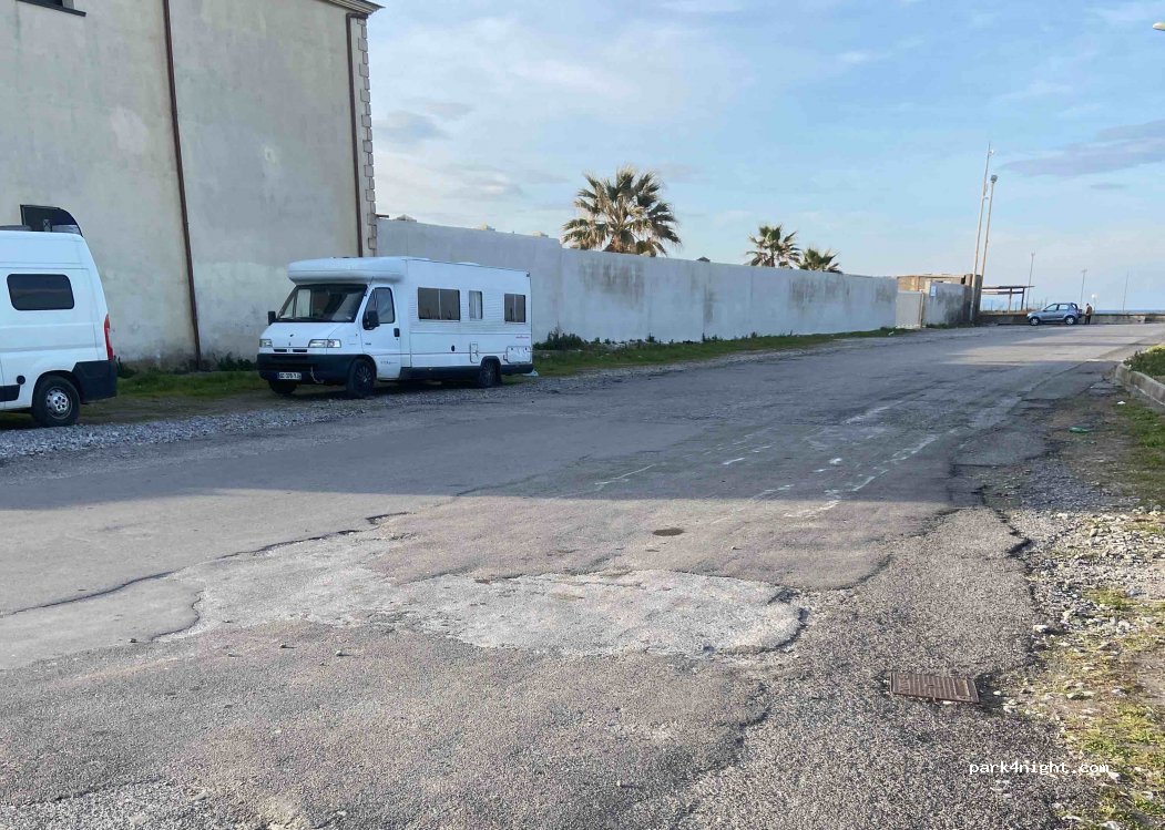 (80058) Torre Annunziata - 2 Via Mortelleto — foto 2
