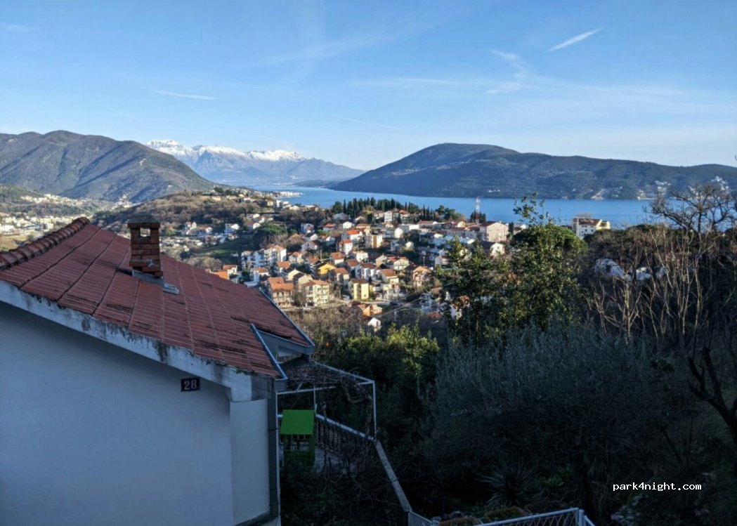 (85340) Herceg - Novi - 47 Srbina — foto