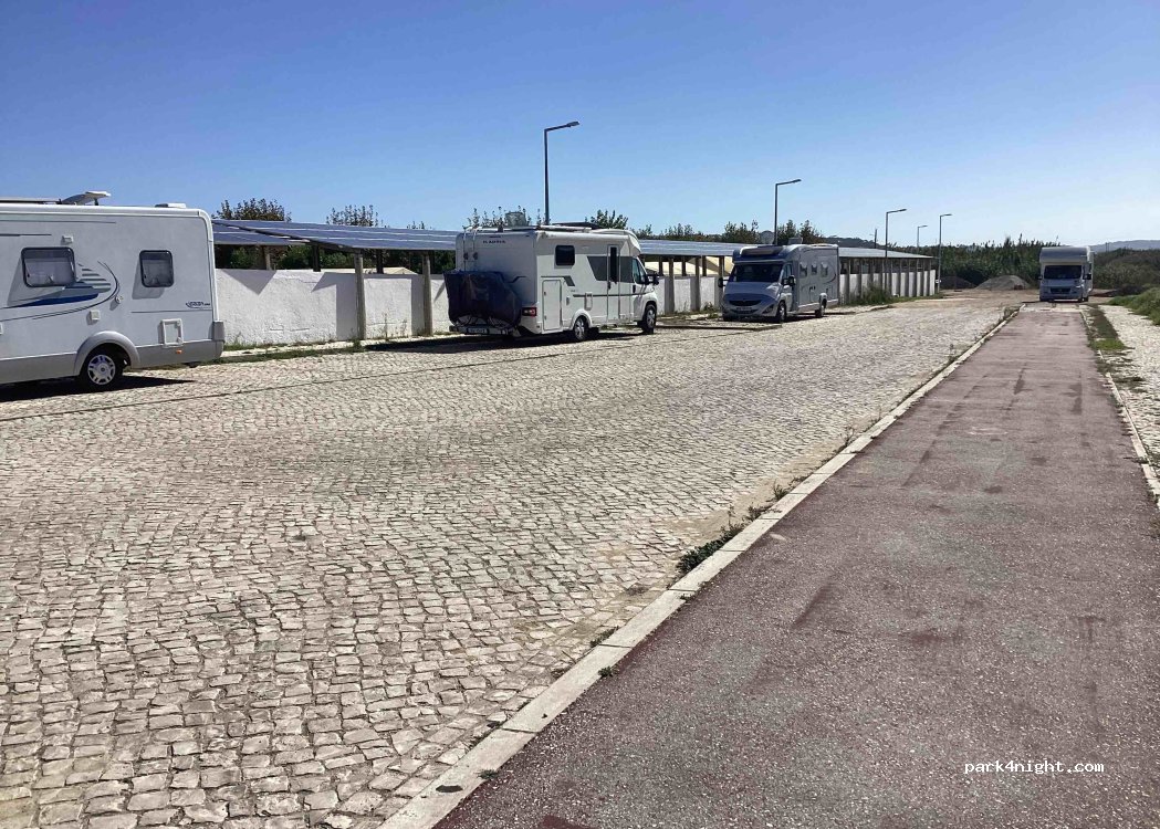 (2530) Lourinhã - Largo da Foz — foto 3