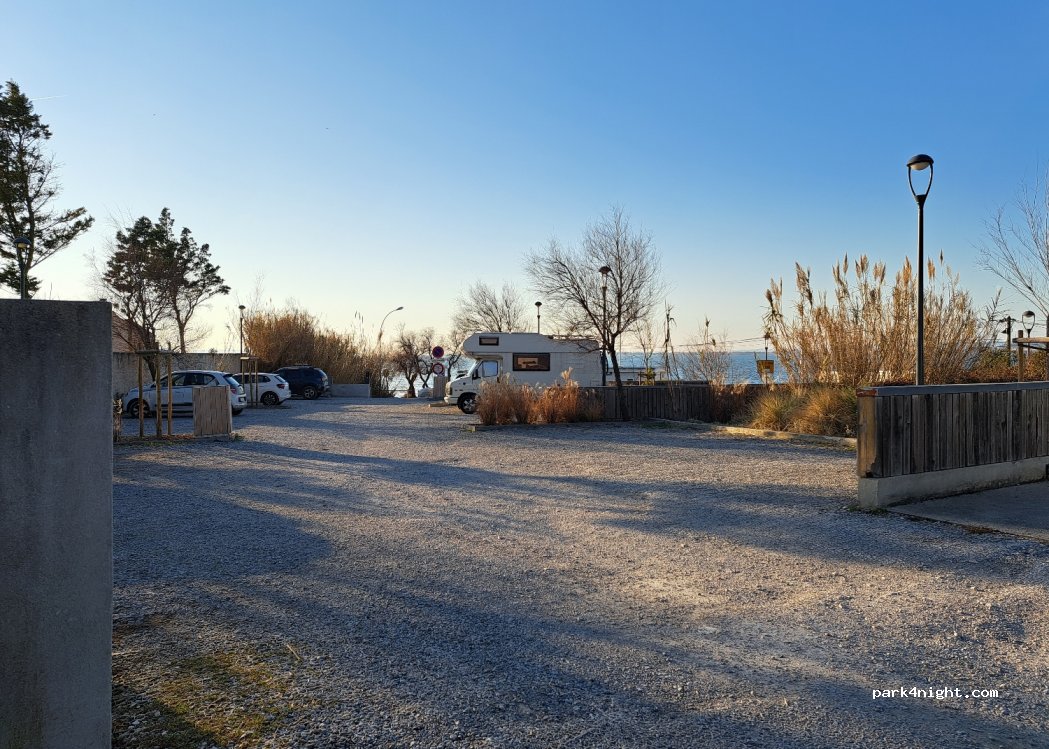 (13127) Vitrolles - 8 Plage des Marettes — foto