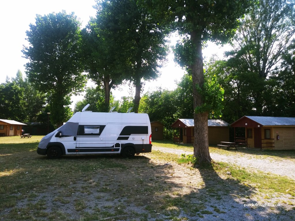 Autocamping Trenčín na Ostrove — foto 2