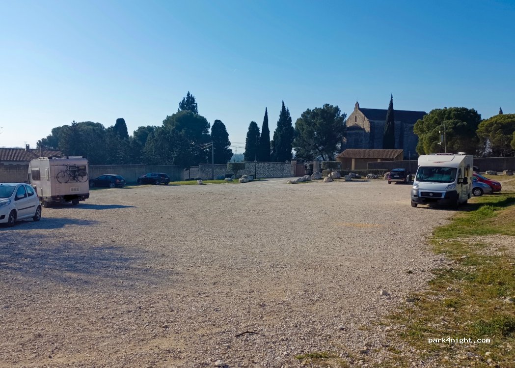 (84510) Caumont-sur-Durance - 29 Rue du Général de Gaulle — foto
