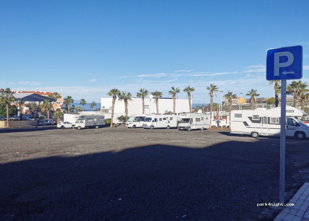 (38687) Guía de Isora - 121P Urbanizacion Salinas de Fonsalia — foto