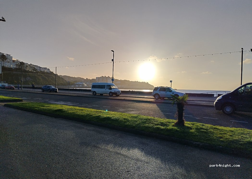 (TQ2 5HB) Torquay - 15962 Torbay Road — foto 3