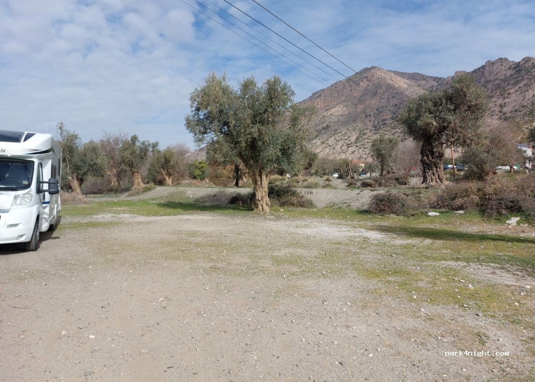 (18657) Nigüelas - GR-3205 — foto