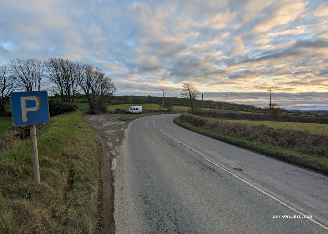 (PL14 4RA) Liskeard - B3359 — foto