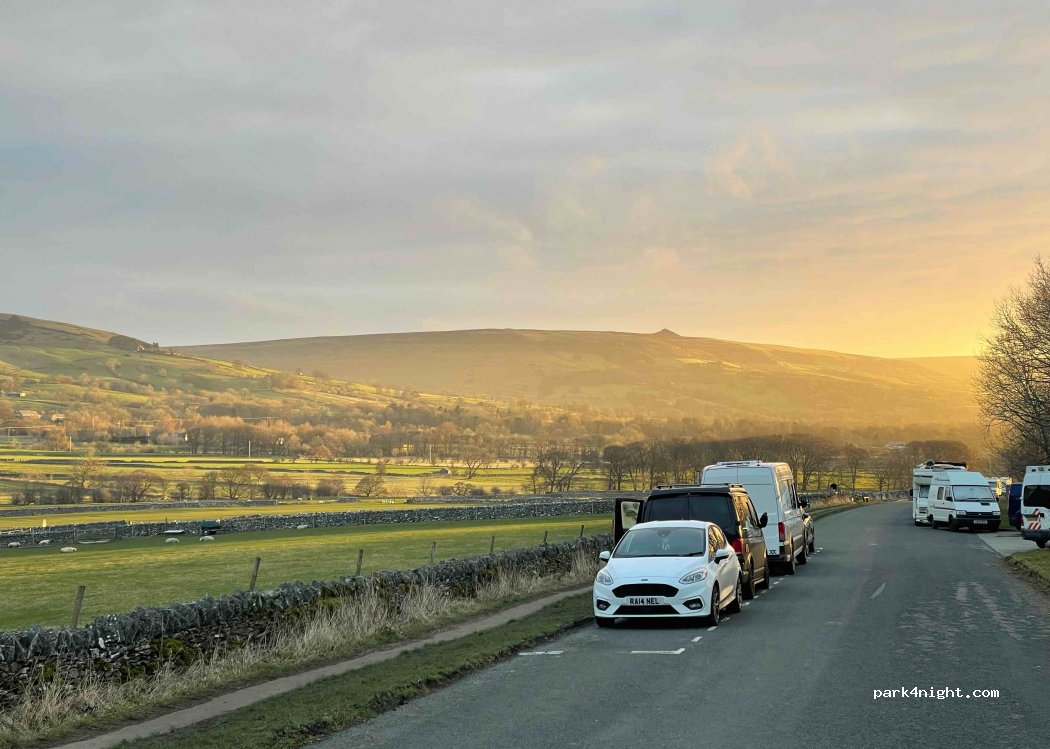 (S33 8WP) Hope Valley - Old Mam Tor Road — foto