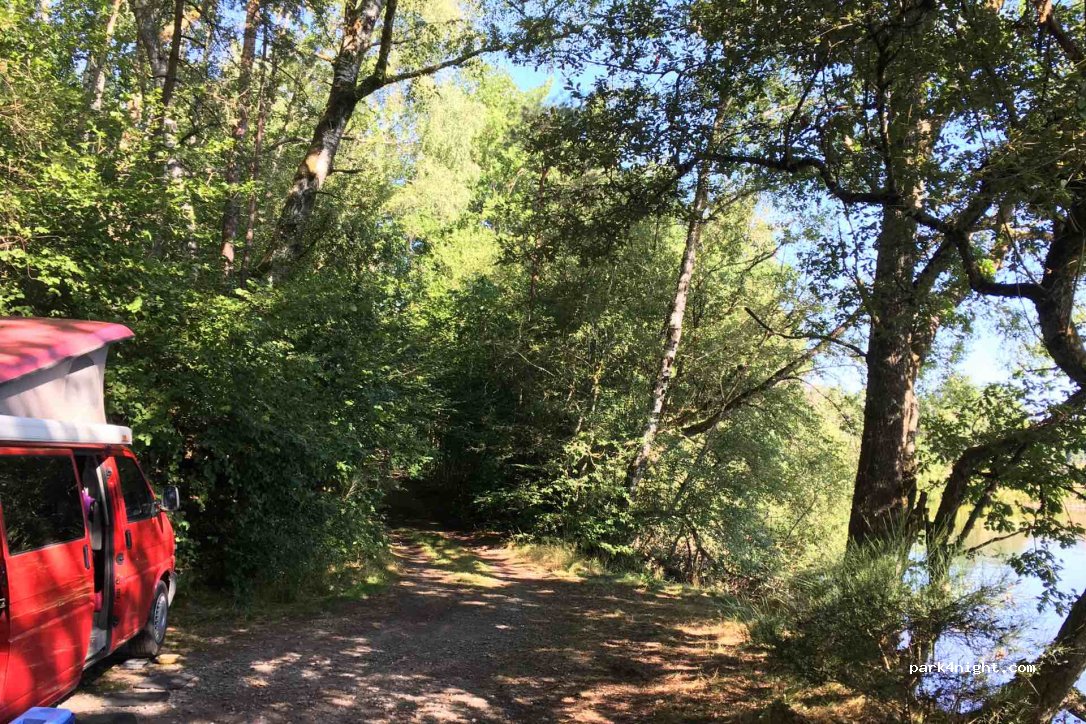 (19160) Liginiac - Route de Neuvic — foto