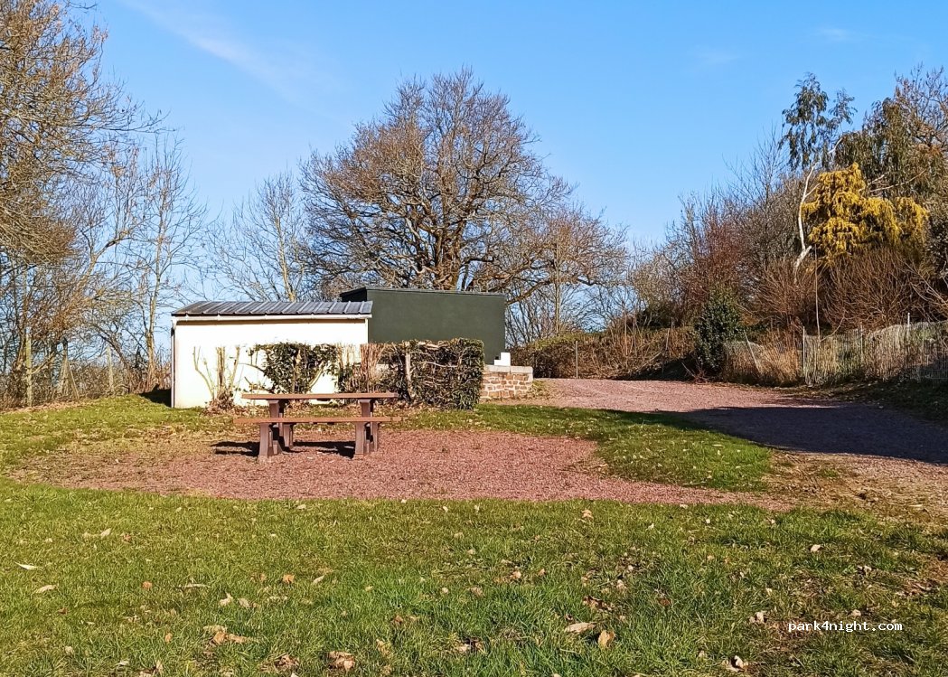 (50210) Cerisy-la-Salle - 19 Rue des Juifs — foto