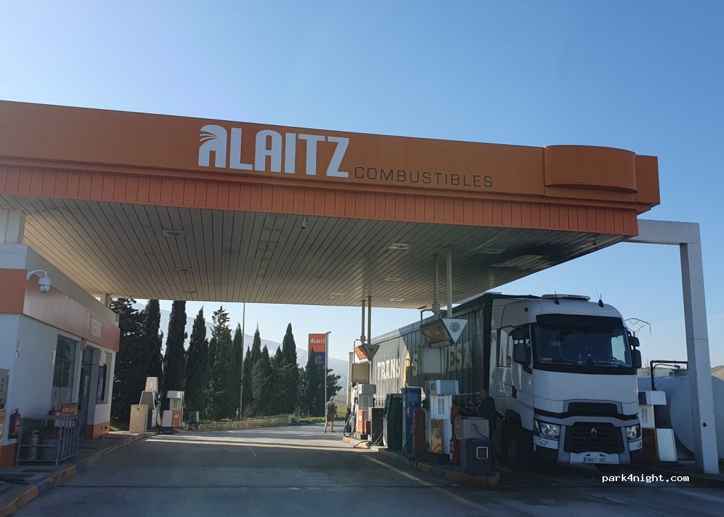 (31119) Campanas - Av. Zaragoza, 10 — foto