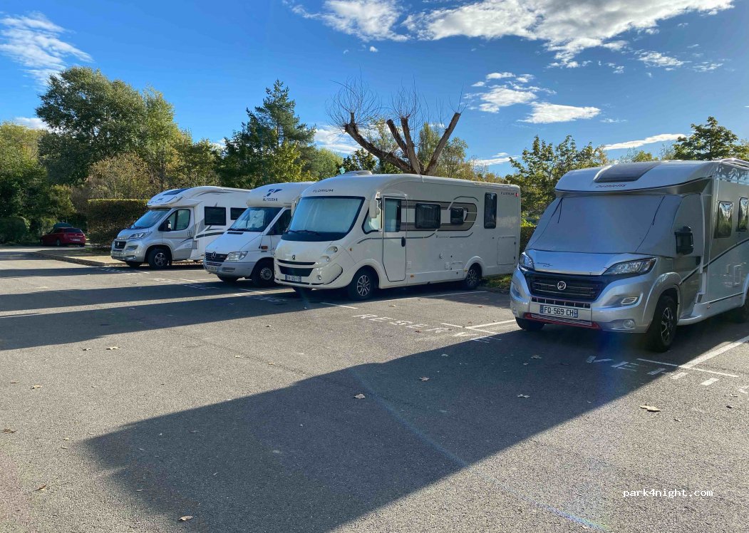 (40320) Eugénie-les-Bains - 91 Route de Mounon — foto 2