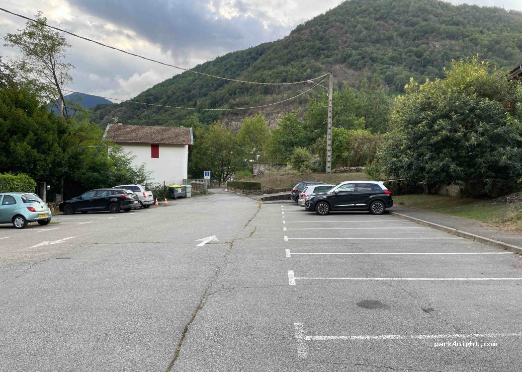 (09110) Ax-les-Thermes - 30 Rue du Collège — foto