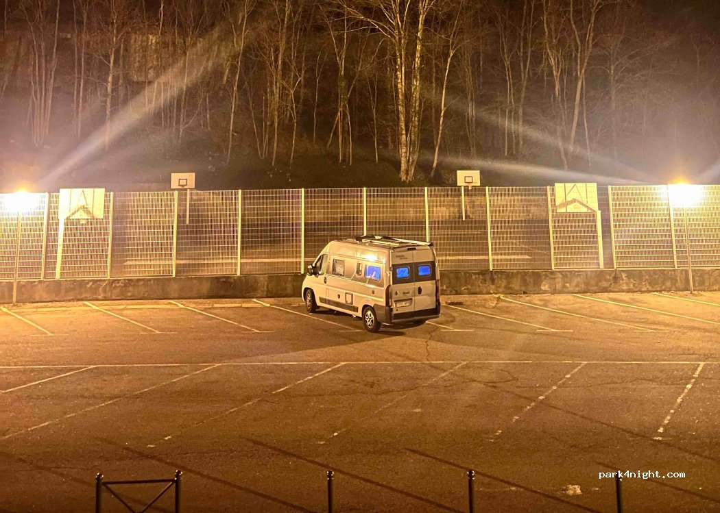 (09110) Ax-les-Thermes - 30 Rue du Collège — foto 3