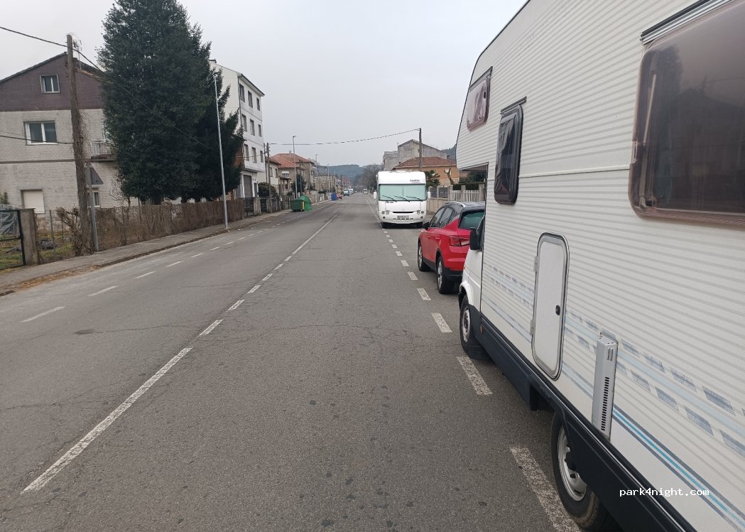 (32620) Laza - 31 Estrada de Vilar de Barrio — foto
