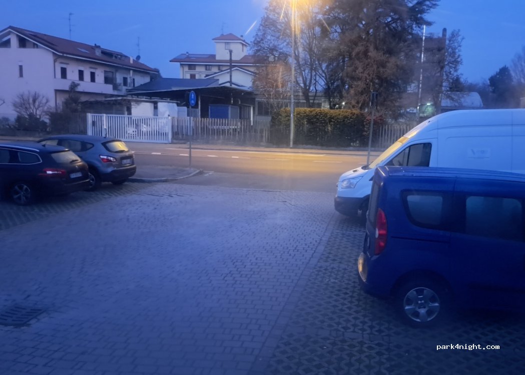 (20851) Lissone - 38 Via A. Catalani — foto