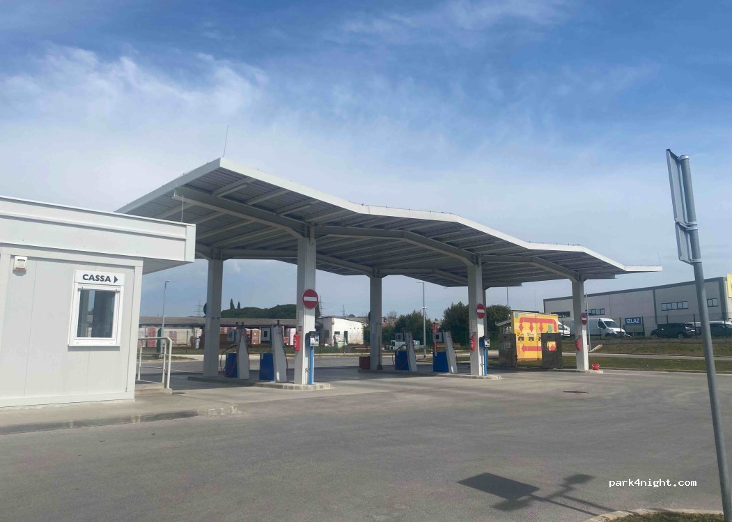 (52100) Pula - 17 Industrijska ulica — foto 3
