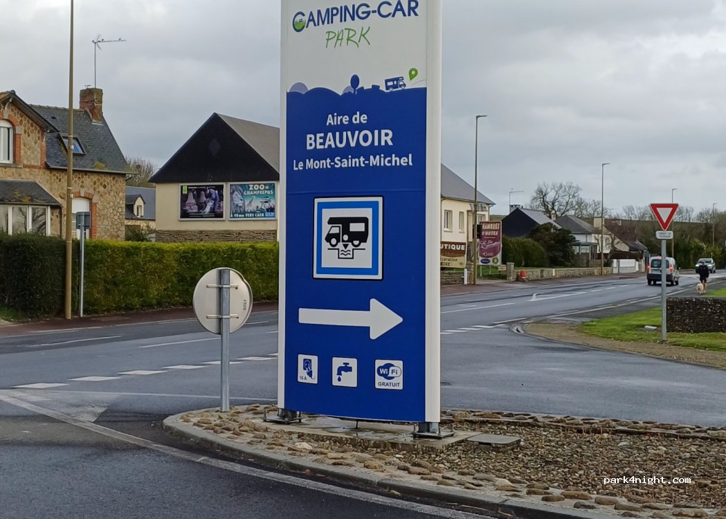 Aire de Camping Car de Beauvoir — foto 4