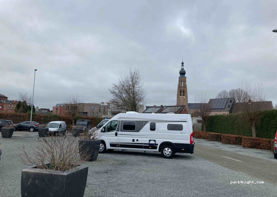 (2320) Hoogstraten - 2 Jan van Cuyckstraat — foto