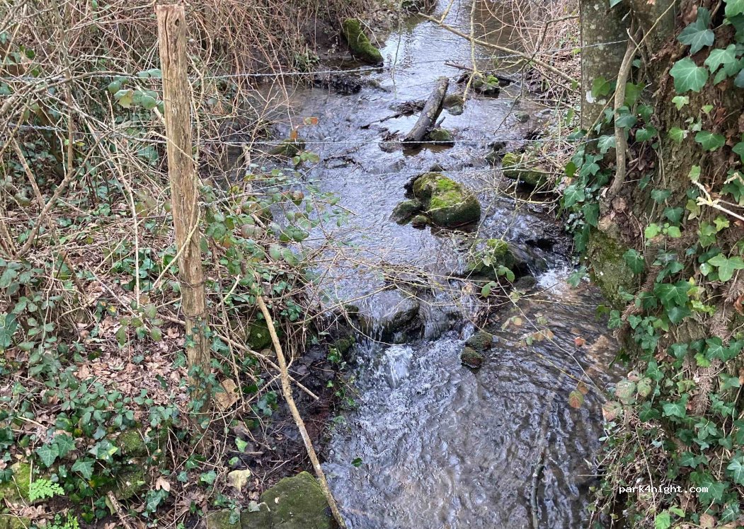 (79600) Saint-Loup-Lamairé - unnamed road — foto 2