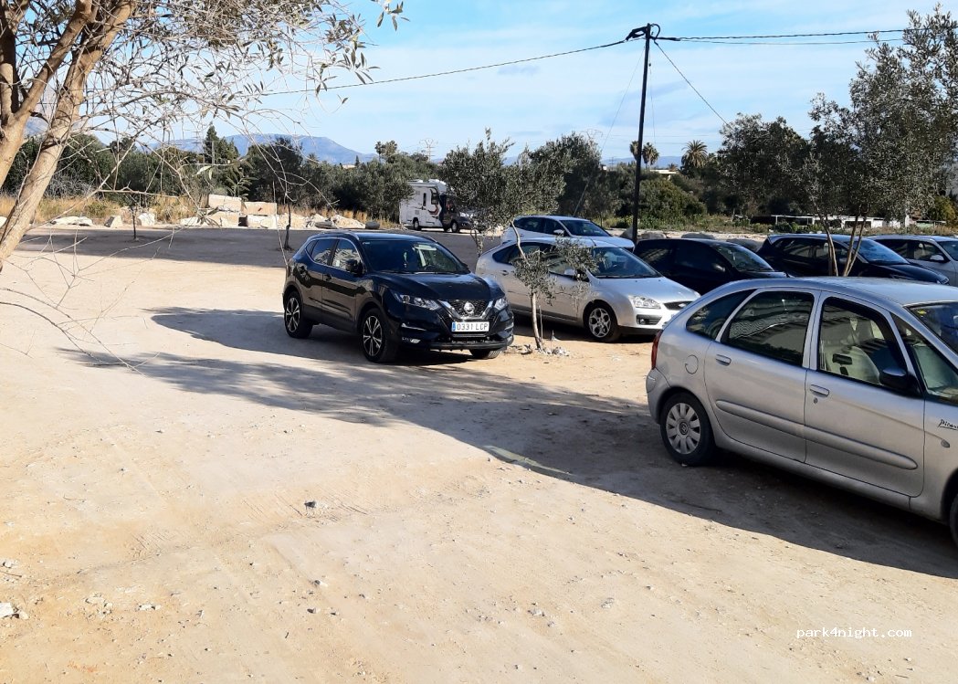(03503) Benidorm - 11 Avenida de Zamora — foto 3