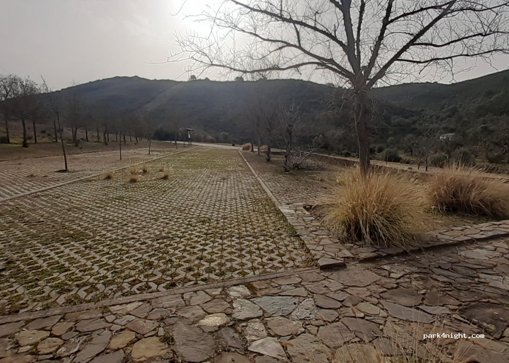 (8950) Azinhal - Unnamed Road — foto