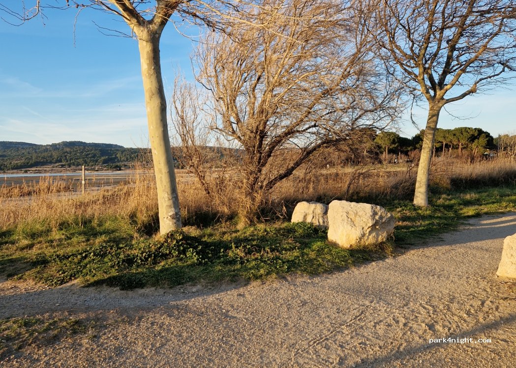 (11430) Gruissan - Av. de l'Aiguille — foto 2