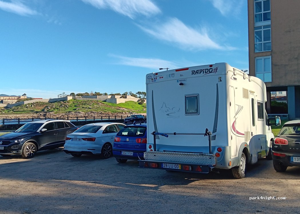 (36300) Baiona - 7 Avenida Joselín — foto