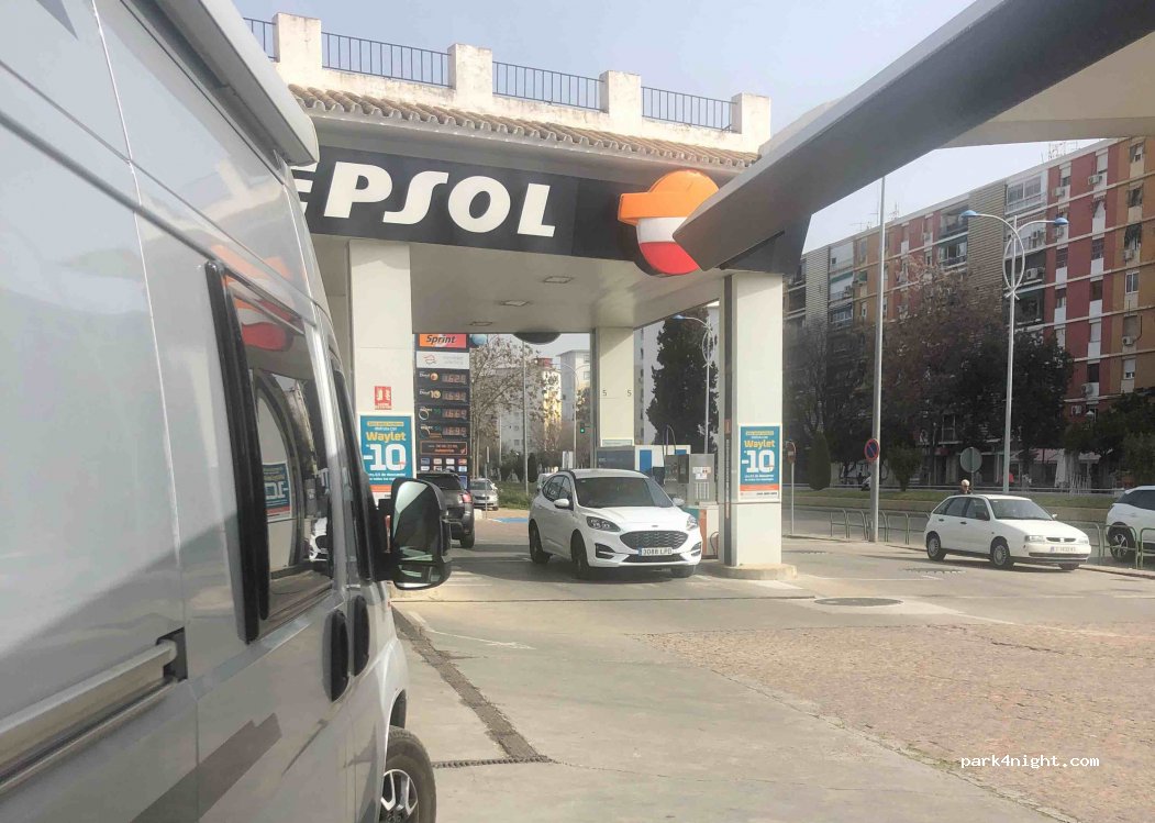 (14013) Córdoba - 74 Avenida de Cádiz — foto