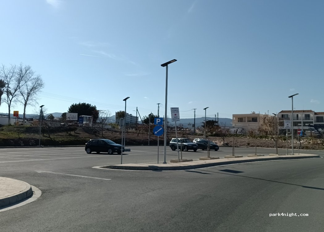 (8840) Poli Crysochous - E713 — foto