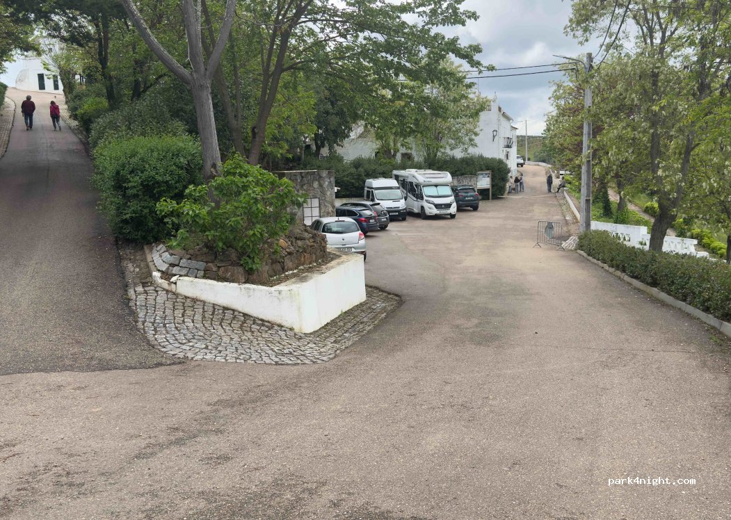 (7370) Campo Maior - 3 Rua do Bairro de São Pedro — foto 3