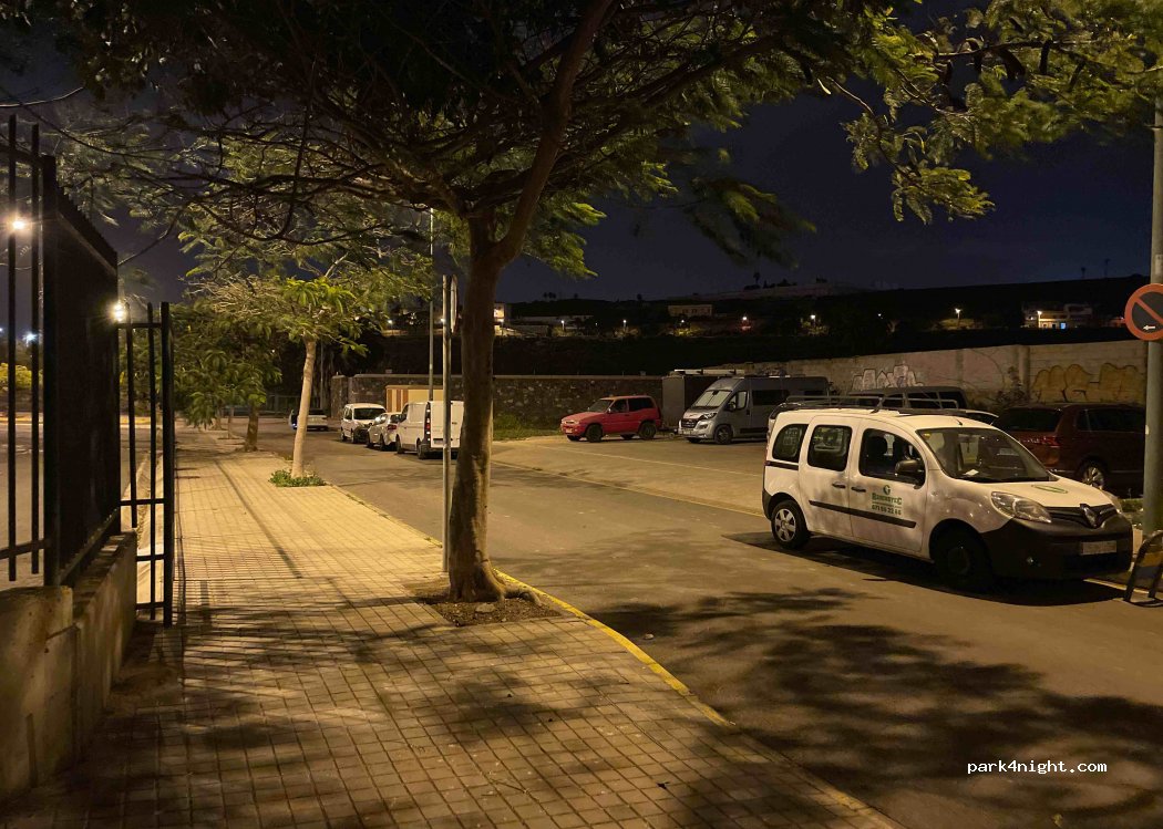 (35018) Las Palmas de Gran Canaria - 73 Calle Casas de Abajo — foto 2