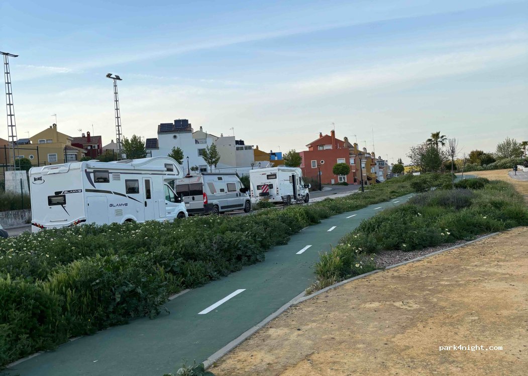 (41908) Castilleja de Guzmán - 2D Calle Real — foto 5