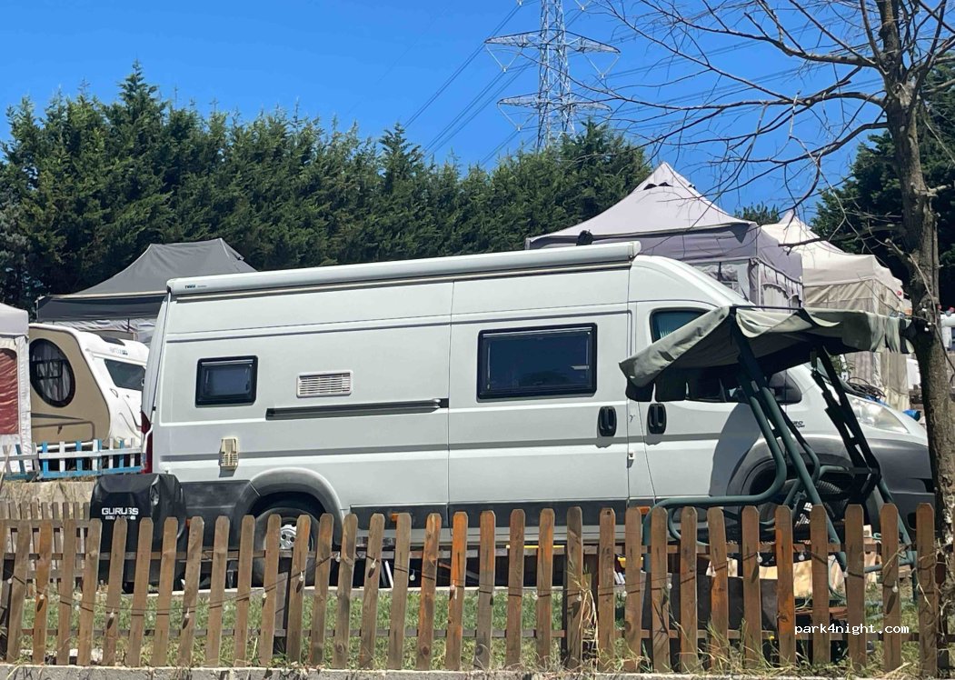 Masuk Camping — foto