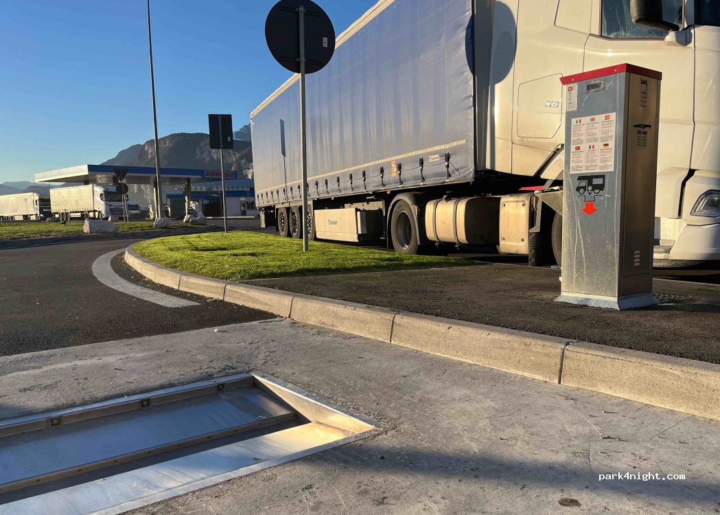 (38015) Stazione di Lavis - Autostrada del Brennero — foto 4