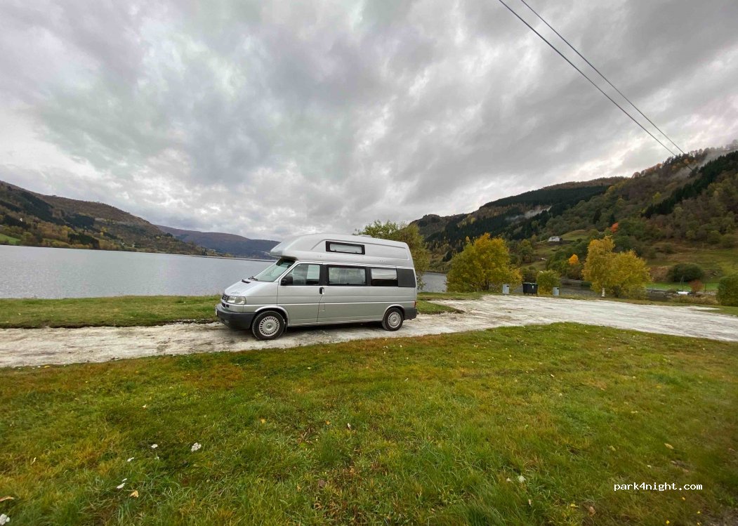 (5713)  - 556 Oppheimsvegen — foto