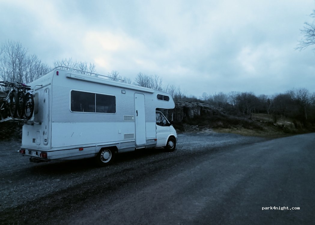 (12210) Argences-en-Aubrac - D537 — foto
