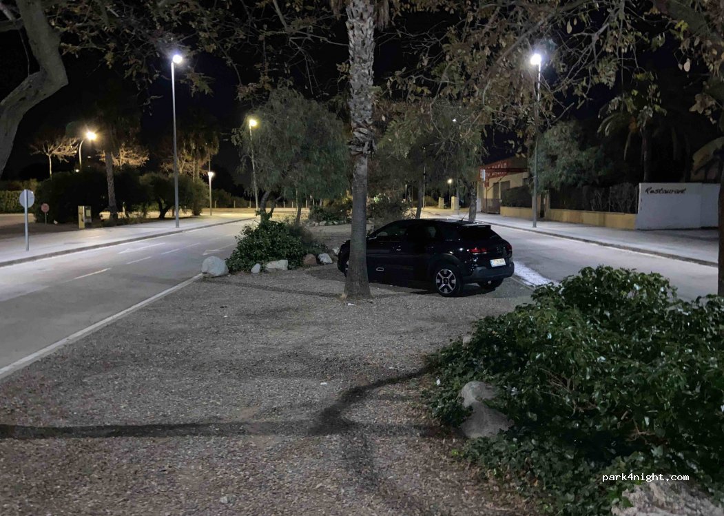 (43330) Riudoms - 15 Passeig Germans Nebot — foto