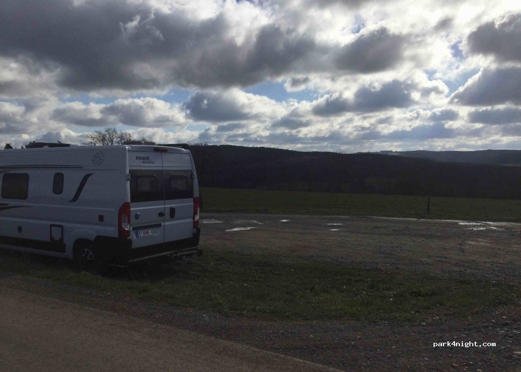 (6960) Manhay - Chemin du Trou Colas — foto 2