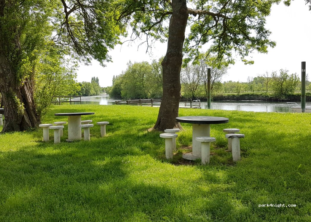(17610) Dompierre-sur-Charente - D24 — foto 2