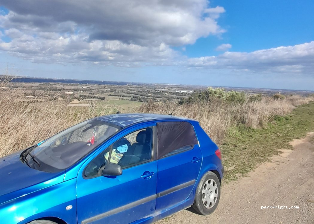 (66300) Camélas - Unnamed Road — foto