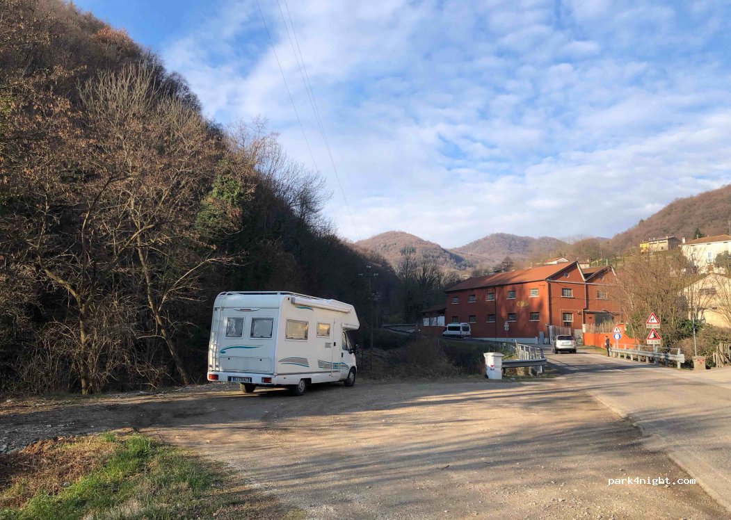 (36014) Santorso - 30 Via dei Tretti — foto