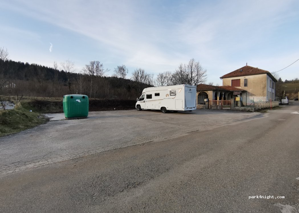 (39150) Chaux-des-Crotenay - 1 Route de Cornu — foto