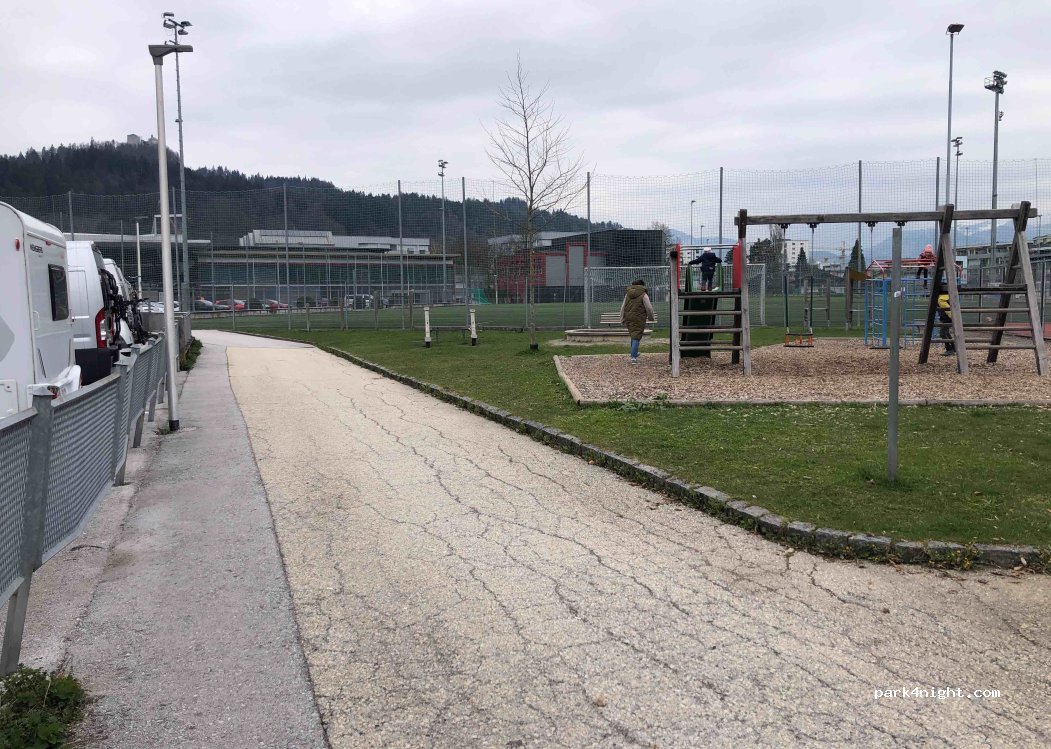 Wohnmobilstellplatz Kufstein Arena — foto 3